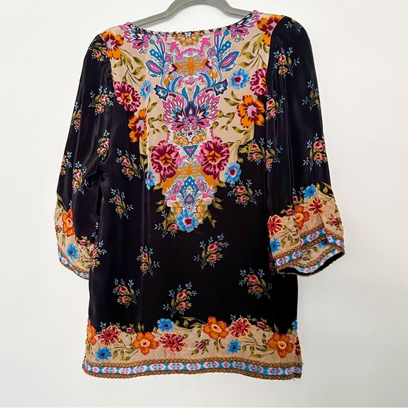 Tolani Anthropologie floral print black V neck shirt tie front 3/4 sleeve boho - Picture 5 of 6